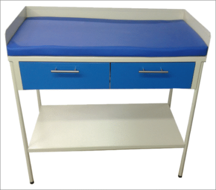 MESA PARA ATENCIÓN DE RECIÉN NACIDO